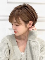 大人可愛いショートボブ/30代/40代/50代/前髪あり/耳掛け/小顔