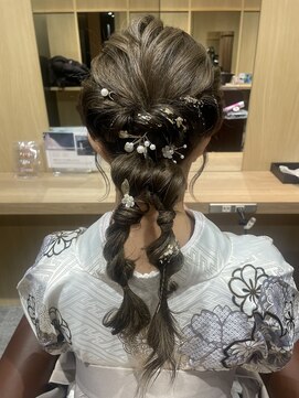 控えめ今っぽヘアアレンジ