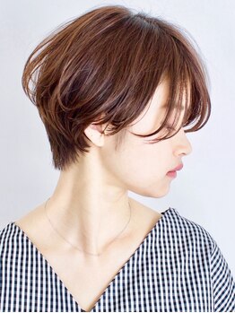 アイスバーグ(eyesburg)の写真/丁寧なカウンセリングと高技術のカットでどこから見ても美しいシルエットに♪大人女性の理想を叶える◎