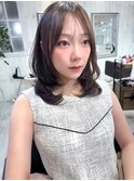 ミディアムレイヤー/顔まわりカット/レイヤーカット