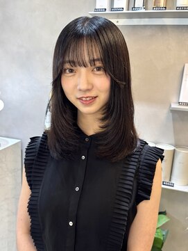 ジーナ 天神(Zina) 韓国ヘア/レイヤーカット/顔周りカット/ザクザクレイヤー