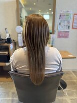 サロンドポプリ 志都美(salon de poupuri)&nbsp;【襟足軽め】ロングウルフカット