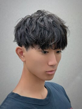 スラッシュ(SLASH) マッシュ/センターパート/刈り上げ/姫路