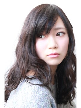 ヘアサロンエム 川越(HAIR SALON M) ランダムカールで大人ミディ