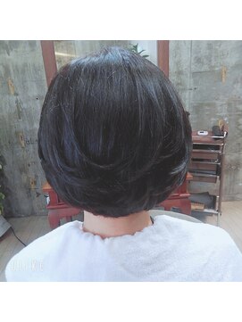 キュア ラボ バイ ヴィア(Cure Labo×via) 丸みボブ