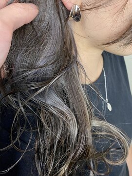 ヘアサロンエムフィス 池袋東口(HAIR SALON M Fe's) インナーグレージュ