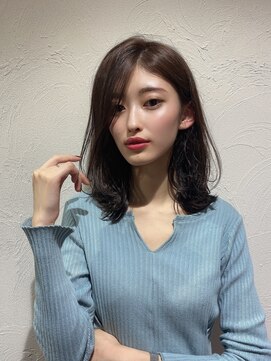 ヘアサロン マゼラン 新宿(Magellan) 大人クール・ミディアム外ハネヘア