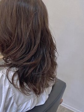 エイチヘアデザイン(H_hair design) カールロング