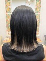 ボタンヘアー 日吉(BoTaN HAIR) 外ハネストレート/インナーカラー/ケアブリーチ/日吉