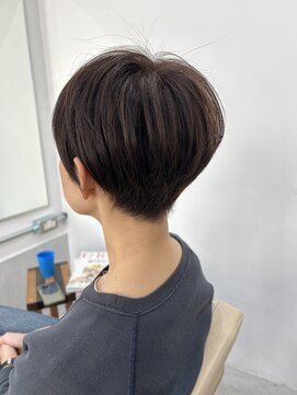 プラグ(Plug) 大人ショートボーイッシュハイライトローライトブリーチなし