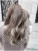 シルバーグレージュ◎
