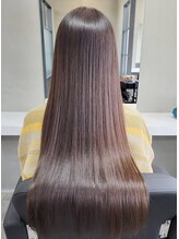 AWARD受賞サロン姉妹店の《ALLEN hair》が誇るこだわりのデザインカラー×髪質改善をご提案