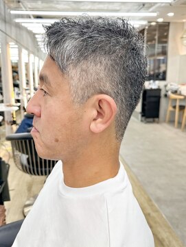 ロンドシエル 横浜(Lond ciel) ミニウルフチェリーブラウンブリーチなしショートボブ前髪/