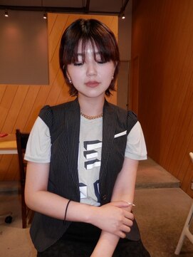 イロ(IRO) マッシュウルフボブ