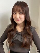 アモレット(amoretto)&nbsp;ブラウンカラー 顔周りレイヤー 韓国風巻き 艶髪 20代