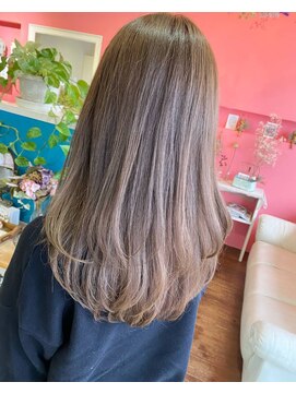 エムティラーレ(M-tirare) 透明感カラー