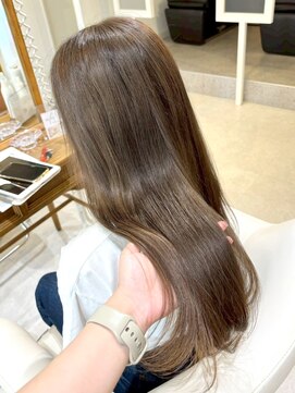 スペックホルダーミミ(Spec Holder mimi) デザインカラーシルキーベージュトリートメント