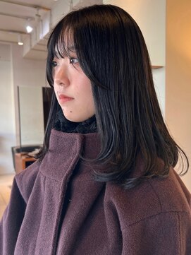 シベルバレー 横浜(sibell) ミディアムレイヤーカット顔周りレイヤーウルフハッシュカット