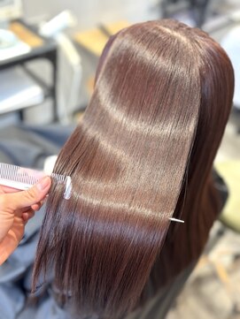 エスト 小倉(est) ブラウンカラー/プレミアム髪質改善トリートメント/ロング