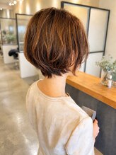大人女性に似合う髪色、扱いやすい髪、心地よい空間まで