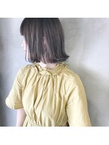 ミント(mint) 赤みなくしたグレー&切りっぱなしボブ♪