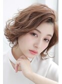 ボブに飽きた大人女性のハネ感を出した簡単ウエーブボブ