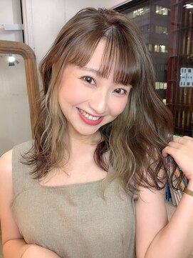 ヘアーワークス ヘルム 渋谷店(HAIR WORKS HELM) [HELM渋谷]イヤリングカラー