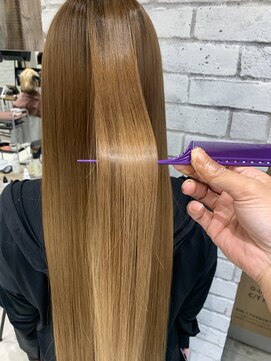 フェリア 渋谷(Feria) 【filo by Feria】酸熱トリートメント