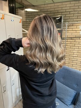 ラフ(LAFF) #黒髪#ボブルフ#ネビージュ#小顔#ワンレン