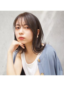 アトリエ フェム(atelier.fem) atelier.fem抜け感外ハネミディアム