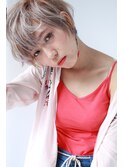 ショートハイトーンブリーチ可愛いカッコいいクールカジュアル