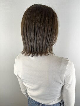 ヘアデザイン アンジェロカフェ(Hair Design Angelo cafe) ぱつっと切りっぱなしボブ♪