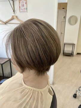 リブレ(LIBRE+hp) ハイライト白髪ぼかし