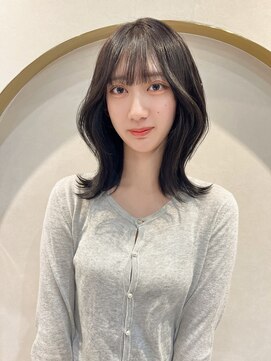 ミラ(MIRA) 韓国ヘア/ヨシンモリ/くびれヘア/顔まわりカット/おくれ毛