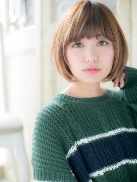 大波純一美容室パーティハン ハイトーンカラー小顔前下がりショートボブa小山10代20代30代