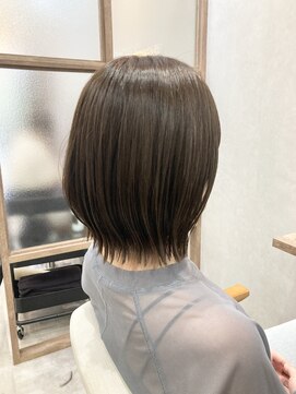 ロミバイリー(Romi by Lyee) 軽めボブ◯お任せカット◯