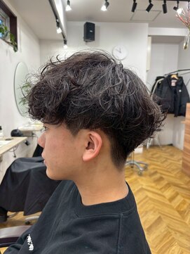 アイトーキョープラスシー 横浜(AI TOKYO+Sea) シャドウパーマ/波巻きスパイラルパーママッシュ/横浜駅