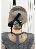 結婚式お呼ばれタイトシニヨン/リボンヘアセット/アレンジ