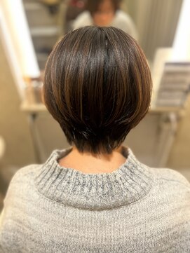 モエベル イズモ(MoeBell izumo) 骨格に合わせた似合わせショート♪