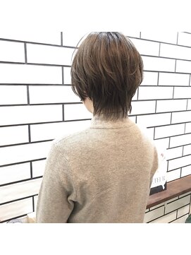 スケッチ(sketcH) 【sketcH.お客様ヘア】透明感グレージュ × ウルフショート