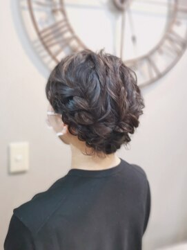 ヘアセットサロン ミント(Hair set salon MINT) ねじりアップスタイル