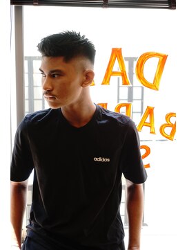 ダッド(DAD) 【Faux Hawk】