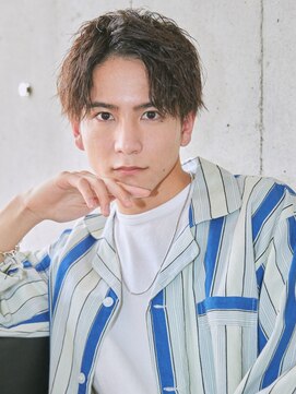 リトル 広島並木通り(little) ツイストリバースアップバングスタイル