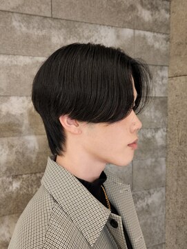 ニアウ 伊勢崎連取店(Niau) センターパートウルフメンズニュアンスパーマナチュラル