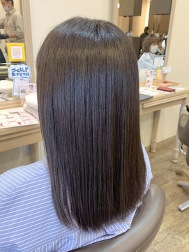 アルターリール(aL ter Rire) 黒髪/ボブルフ/ネビージュ/小顔/ワンレン/福原遼華