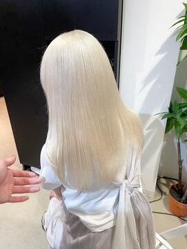 ロイス 渋谷(ROIS) ボブルフ/ネビージュ/小顔/ワンレン/スモーキーアッシュ[渋谷駅]