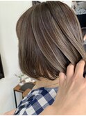 小顔似合わせカットオリーブベージュ透明感艶感カラー丸みボブ