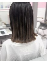 シャルティア(SHALLTIA)&nbsp;バレイヤージュ/ハイライト/ナチュラルカラー/ストレート