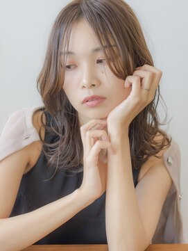 ヘアメイク エイト キリシマ(hair make No.8 kirishima) くびれレイヤーxオリーブベージュ