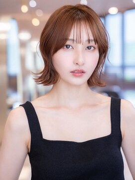 ケアリー 練馬(Carelly) デザインカラー/レイヤーカット/ウェットヘア/オリーブベージュ